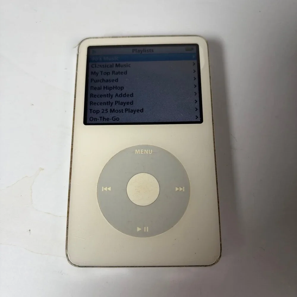 Apple iPod Classic 5th Gen Video (60GB) White MA003LL Tested & Working